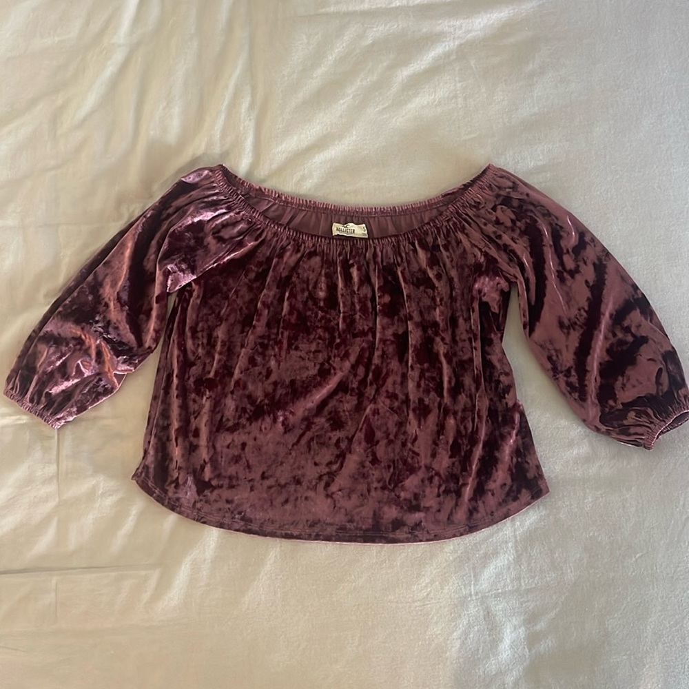 Off-Shoulder Crop Top